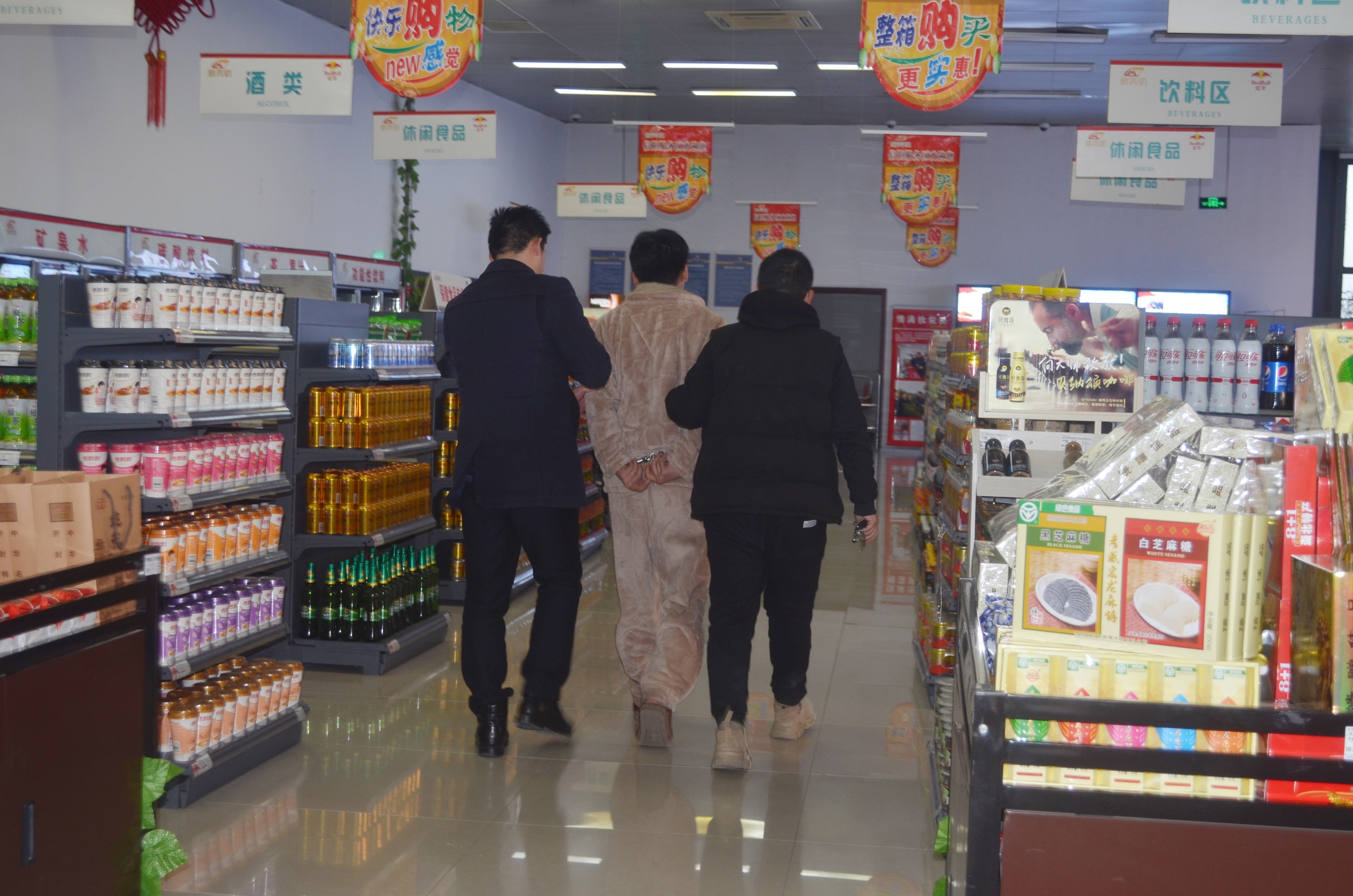 DSC_01 (1).jpg DSC_01 (1).jpg