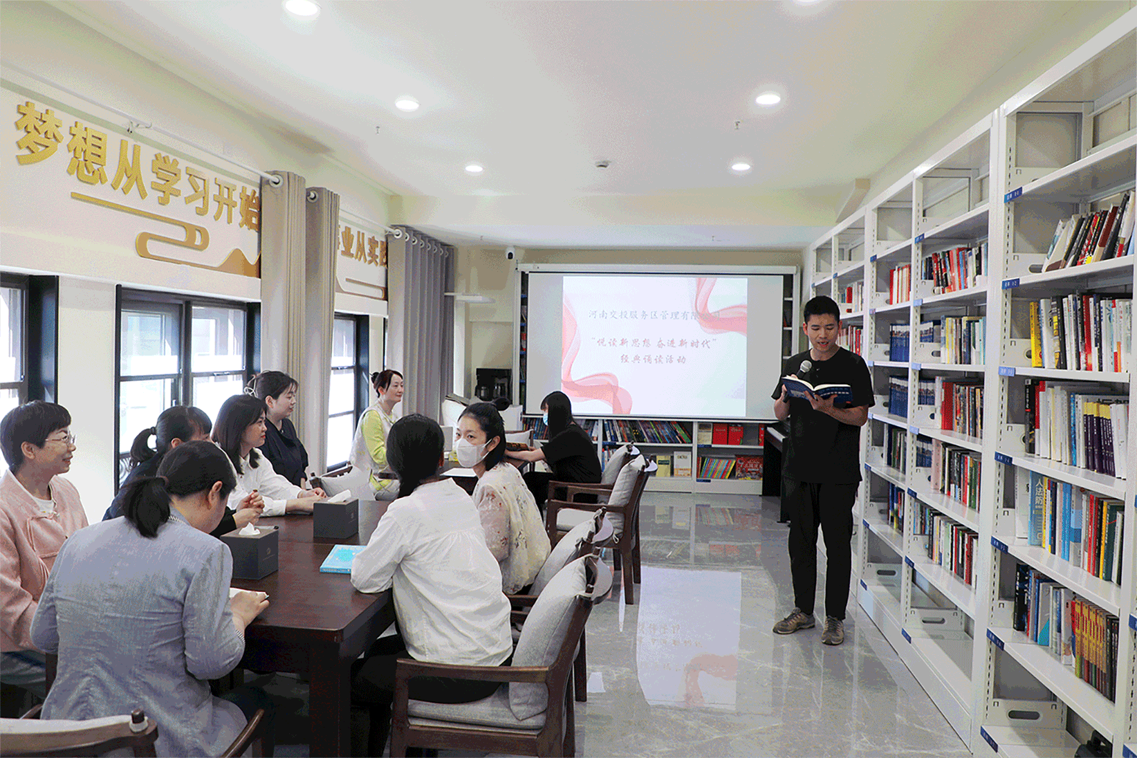 動圖.gif 動圖.gif