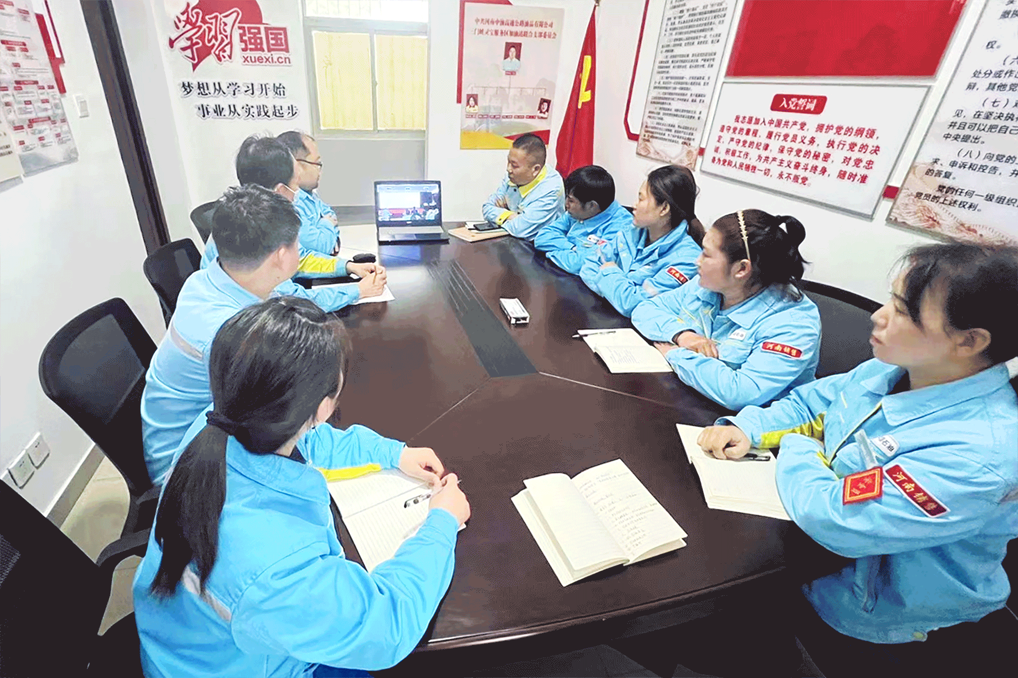 加油站.gif 加油站.gif