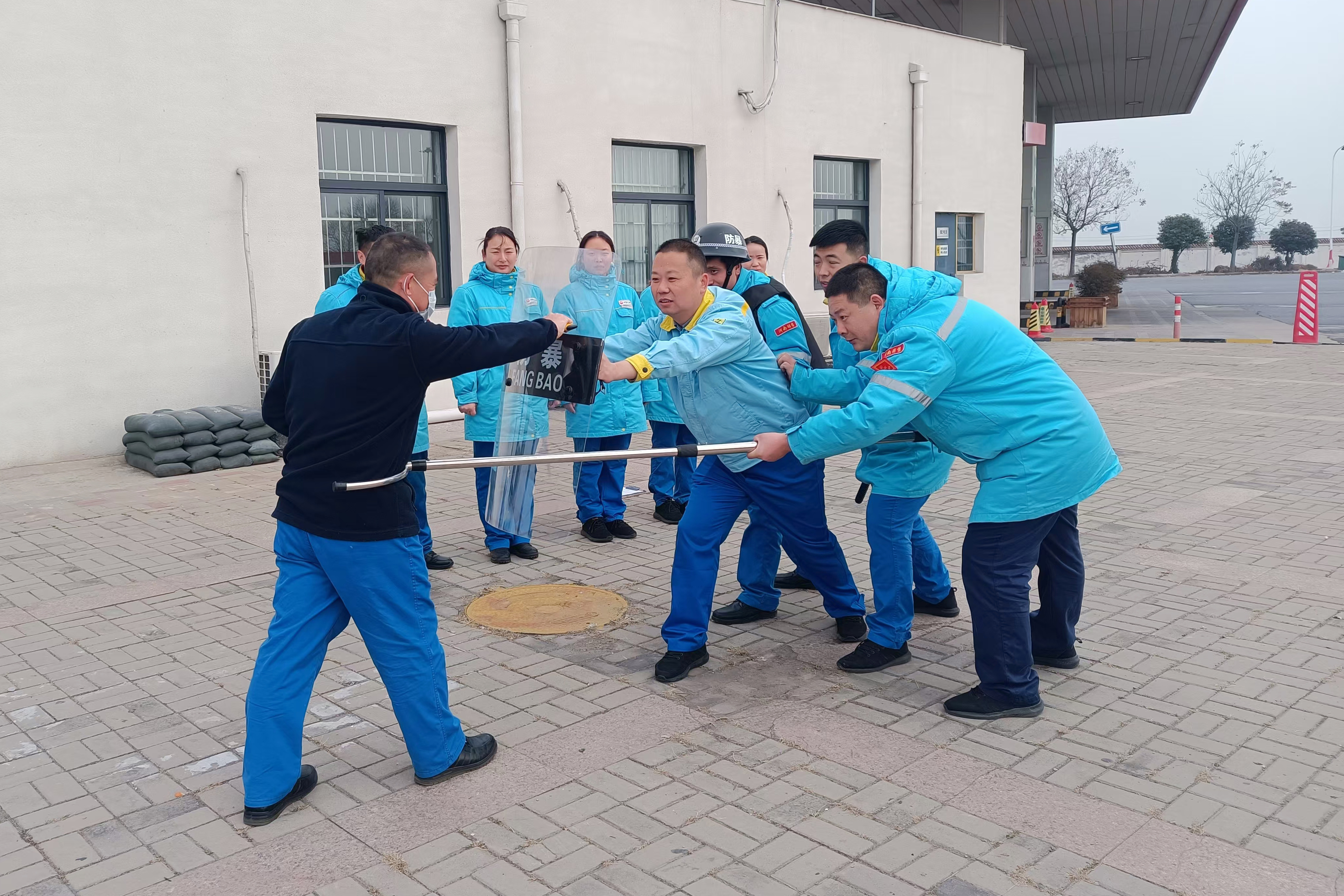 鶴壁2.jpg 鶴壁2.jpg